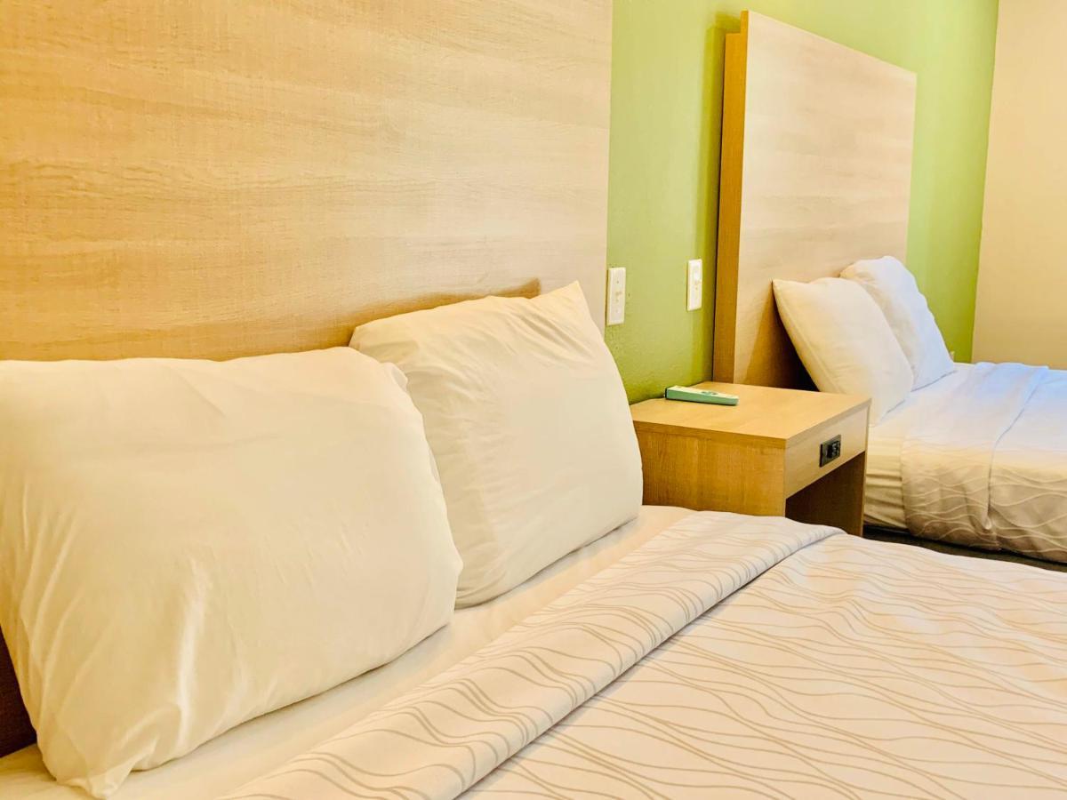 Weston Inn & Suites Rusk Екстериор снимка