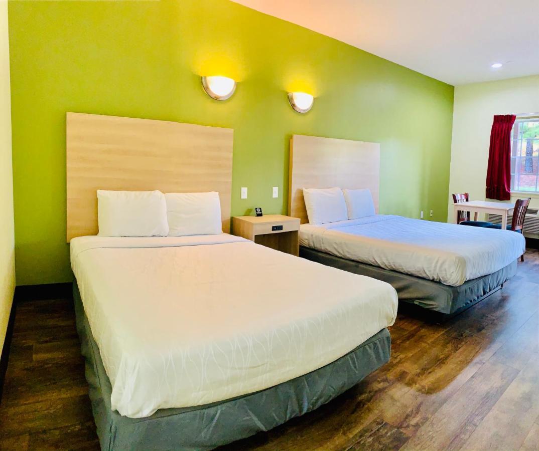 Weston Inn & Suites Rusk Екстериор снимка